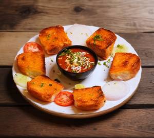 Pav Bhaji (Serves 1)