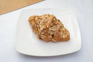 Almond Flakes Croissant