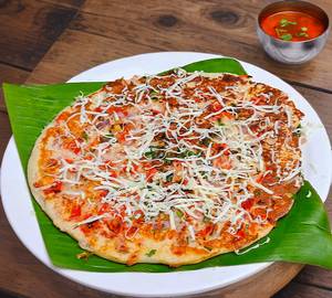 Butter Cheese Tomato Onion uttapam