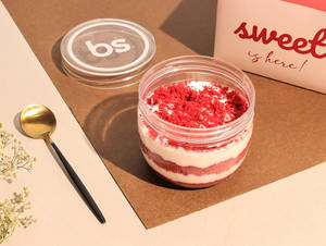 Red Velvet Cake Jar