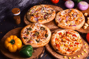 Double Topping Pizza Combo [Serves 3] 