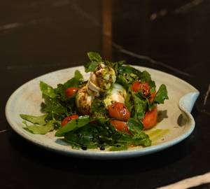 Burrata & Pesto Salad (Dairy, Nuts, Mustard)