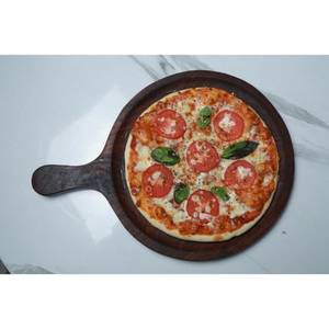 Classic Margherita Pizza