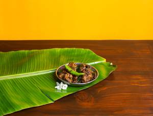 Kozhi Milagu Sukka