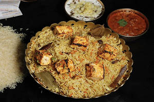 Paneer Tikka Dum Biryani Party Bucket [2500ml]