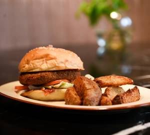 Pulled Jackfruit Burger