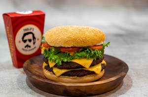 Nonas Double Trouble Burger (double Patty)