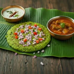 Onion & Tomato Pesarattu Uttapam