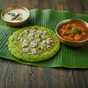 Onion Pesarattu Uttapam