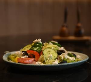 Greek Salad (Dairy, Mustard)