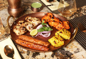 Tandoori Non-veg Kebab Platter (serves3-4)