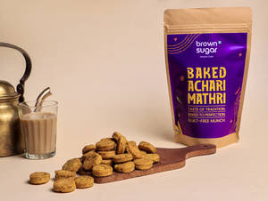 Baked Achari Mathri