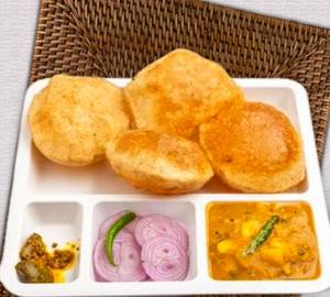 Poori sabji thali