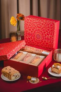 Festive Flavours Cake Collection Box
