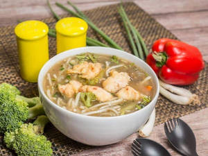 Chicken Thukpa Noodle Bowl [Tibetan]