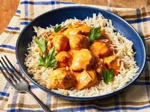 Brown Rice, Chicken Tikka With Sauteed Veggies In Indian Gravy