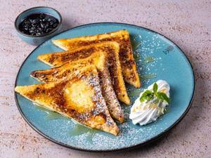Artisanal Local Mascarpone & Smoked Honey