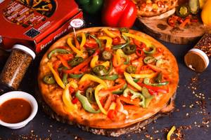 Makhani paneer pizza