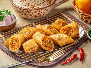 Veg Spring Roll (8 Pcs)