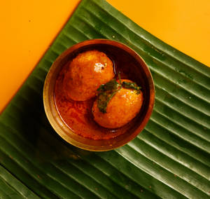 Egg Curry (2 Pcs)
