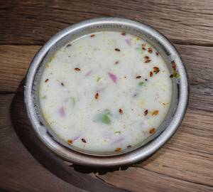 Pyaz Raita