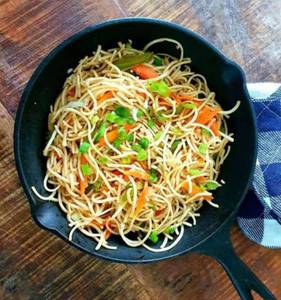 Hakka Noodles