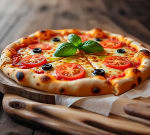 Tomato Cheese Black Olive Oil Pizza