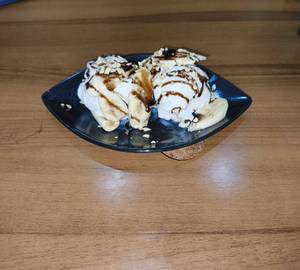 Banana slice sundae