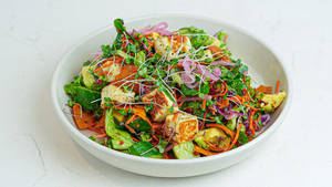 Crunchy Halloumi & Avocado Salad