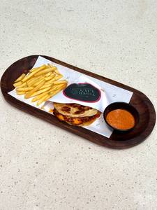 Parata Paneer Smash Burger