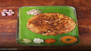 Small Onion Oothapam