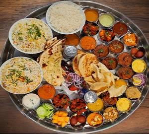 Bahubali  Veg Thali