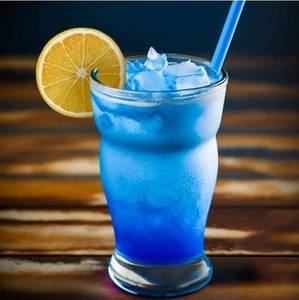Blue Lagoon Bolt – Refreshing Non-Alcoholic Mocktail