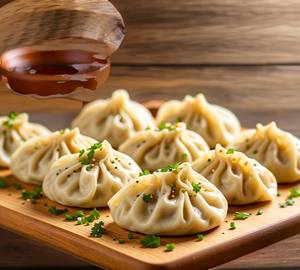 Pizza momos steamed