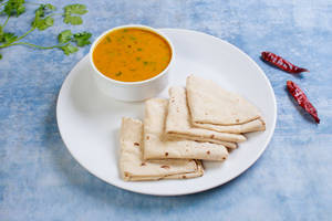 Dal Fry+phulka 4 Pieces