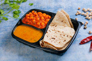 5 Pc Roti + Chole Masala + Dal