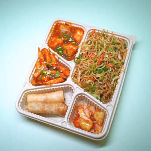 Thali Chilli Paneer Chowmein