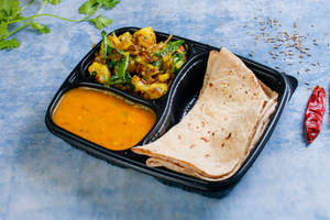 5 Pc Roti + Aloo Jerra + Dal