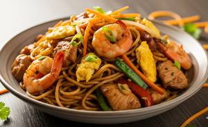 Mixed chowmeain [non veg]