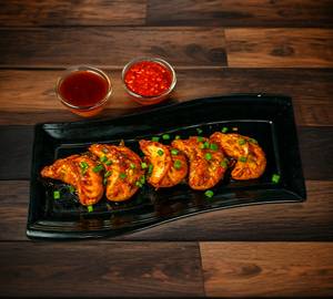 Chicken Pan Fried Momo(5Pcs)