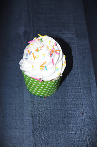 Eggless Vanilla Cupcake