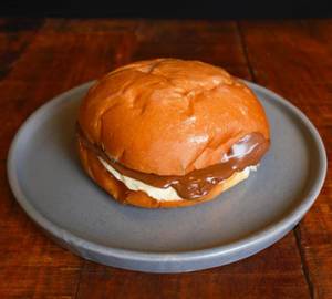 Nutella chocolate bun