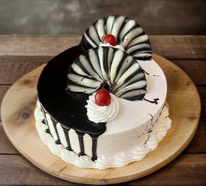 Chocolate vanilla cake