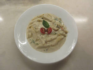 Pasta In Alfredo Sauce
