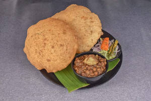 Paneer Chole Bhature