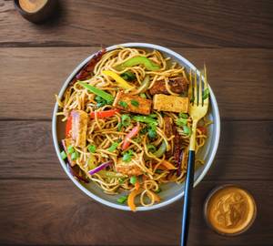 Paneer Hakka Noodles