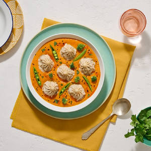 Jhol Mushroom Momos [6 Pieces]