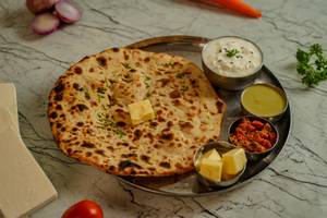 Aloo Paratha With Curd & Pickle