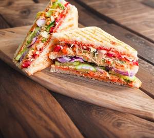 Veg club sandwich