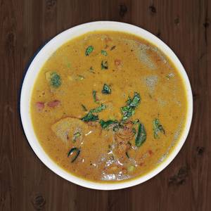 Coorg Style Kummu Curry
